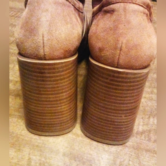 NWOT "Frame" suede chunky heeled shoes, size 37 1/2 - Picture 3 of 5
